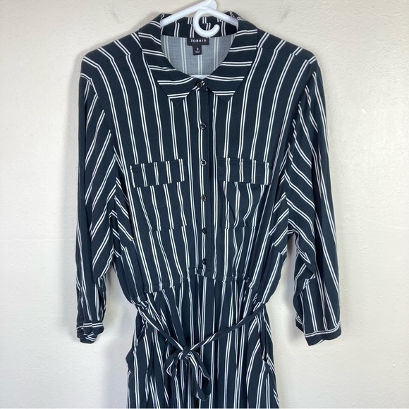 Torrid Mini Challis Button Front Shirt Dress Black White Striped - Picture 4 of 8